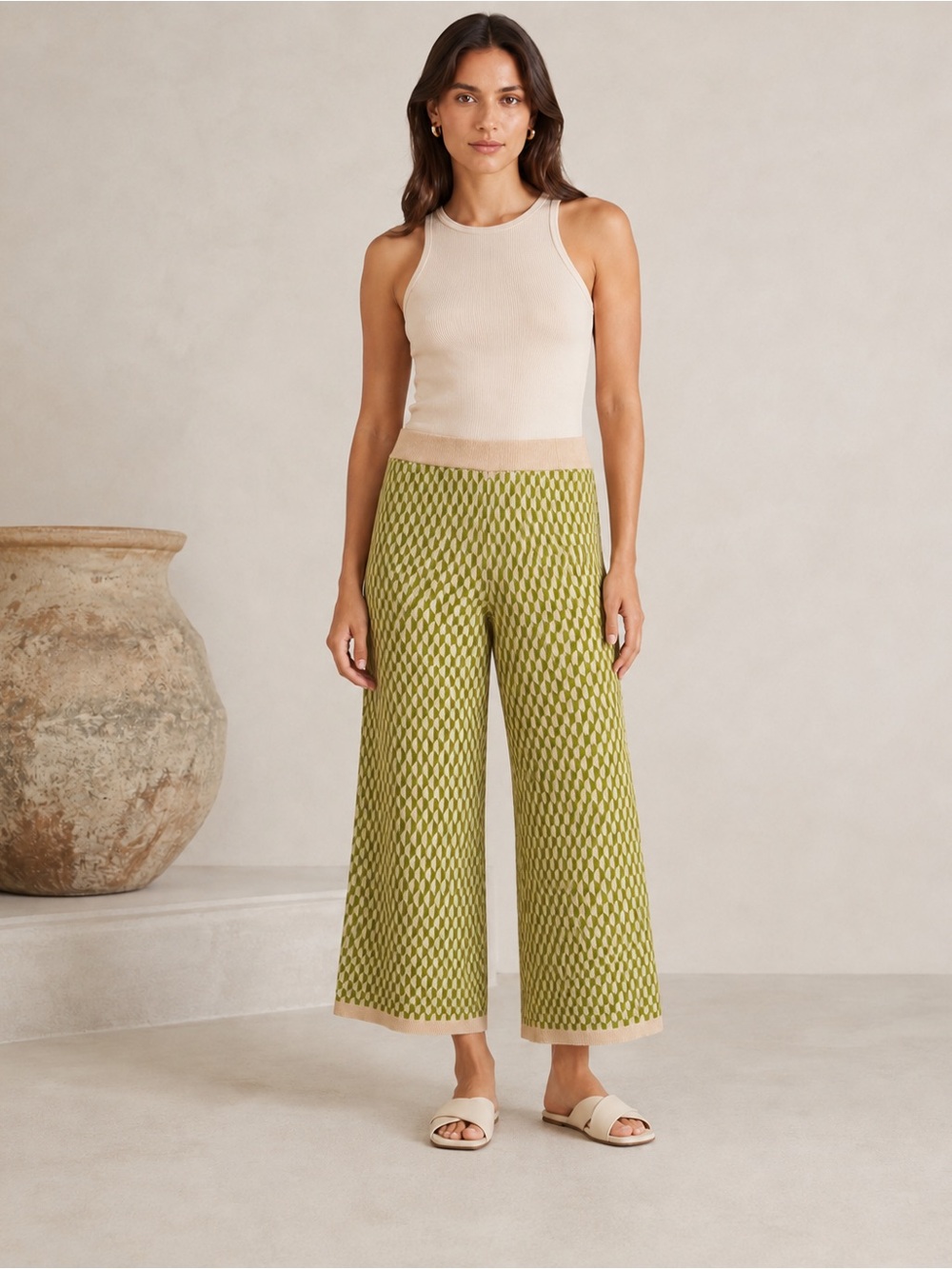 Vero Moda AWARE Wide-Leg Knit Patterned Pants in Light Olive